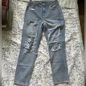 Worn Once/Like New American Eagle Ripped Jeans Size 10 Xtra Long